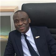 Professeur particulier disponible d'accompagner les enfants de l'école primaire dans le travail après l'école à domicile